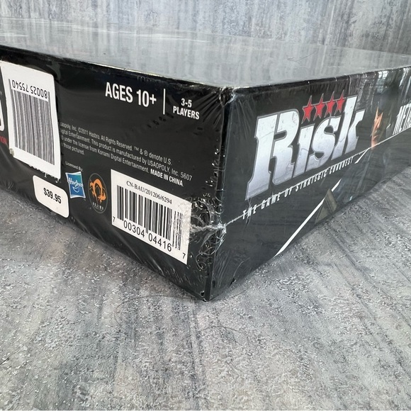Metal Gear Solid RISK Collector's Edition Strategic Conquest USAopoly New Sealed - Picture 4 of 15